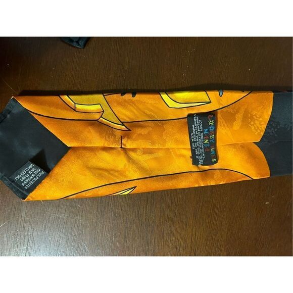 Looney tunes Halloween tie - Picture 5 of 5